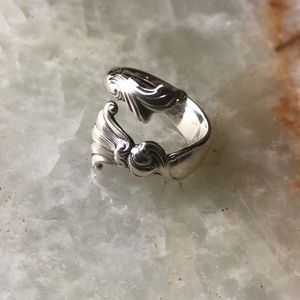 Vintage Wallace “Romance of the Sea” Spoon Ring